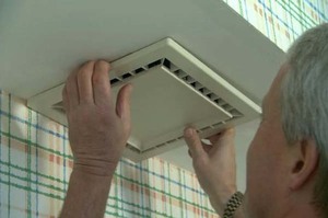 Конденсат в ванной как причина для установки вентилятора для вытяжки